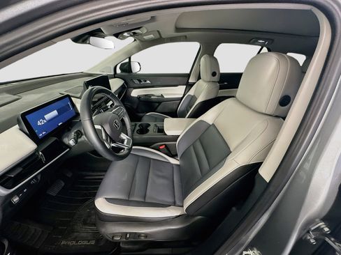 Used 2025 Honda Prologue Touring image 13