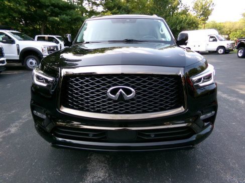 Used 2021 INFINITI QX80 Premium Select w/ Cargo Package AWD/4WD image 3