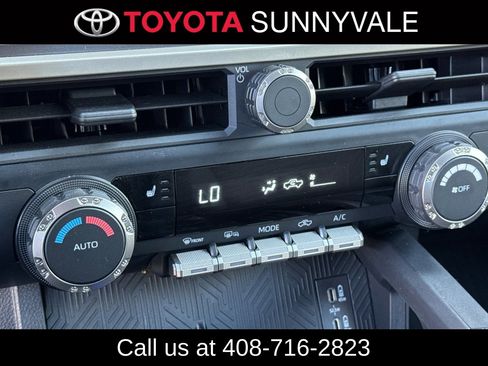 Used 2025 Toyota Tacoma TRD Off-Road AWD/4WD image 24