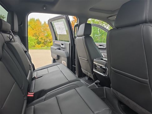 New 2026 GMC Sierra 2500 Denali w/ Denali Reserve Package image 11