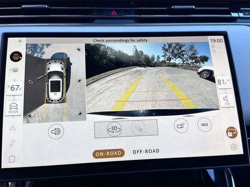 New 2026 Land Rover Range Rover Sport SV image 30