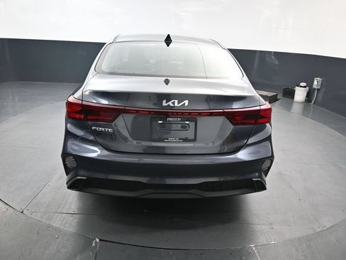 Used 2024 Kia Forte LXS FWD image 8