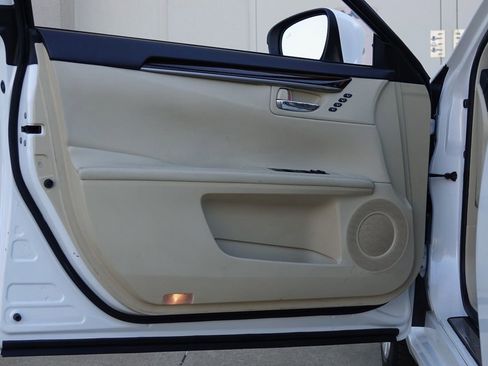 Used 2014 Lexus ES 350 image 36