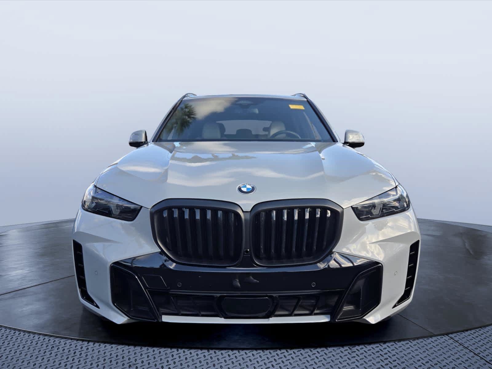 Used 2025 BMW X5 sDrive40i w/ M Sport Package RWD image 8
