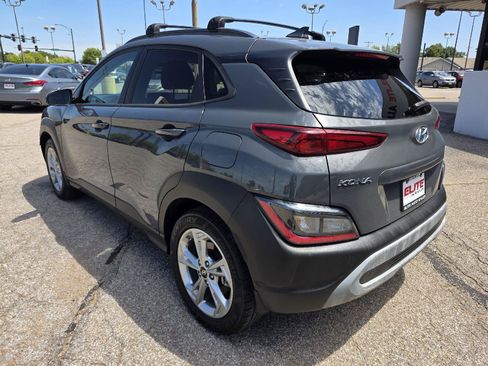 Used 2023 Hyundai Kona SEL AWD/4WD image 7