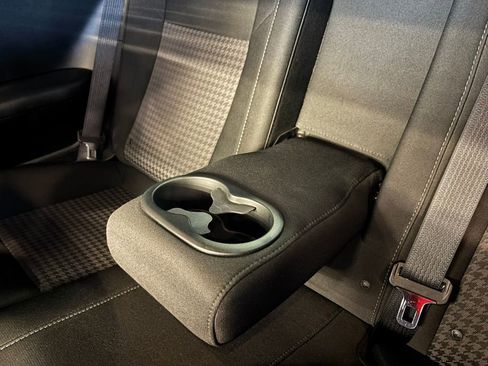 Used 2018 Dodge Challenger R/T Scat Pack w/ Driver Convenience Group image 26