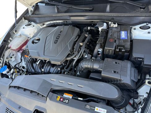 Used 2023 Hyundai Sonata SEL w/ Convenience Package FWD image 12