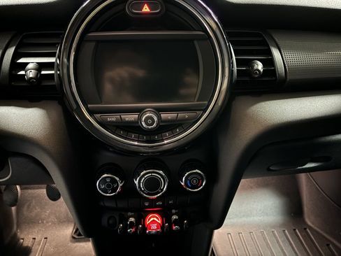 Used 2019 MINI Cooper 2-Door Hardtop w/ Storage Package image 51