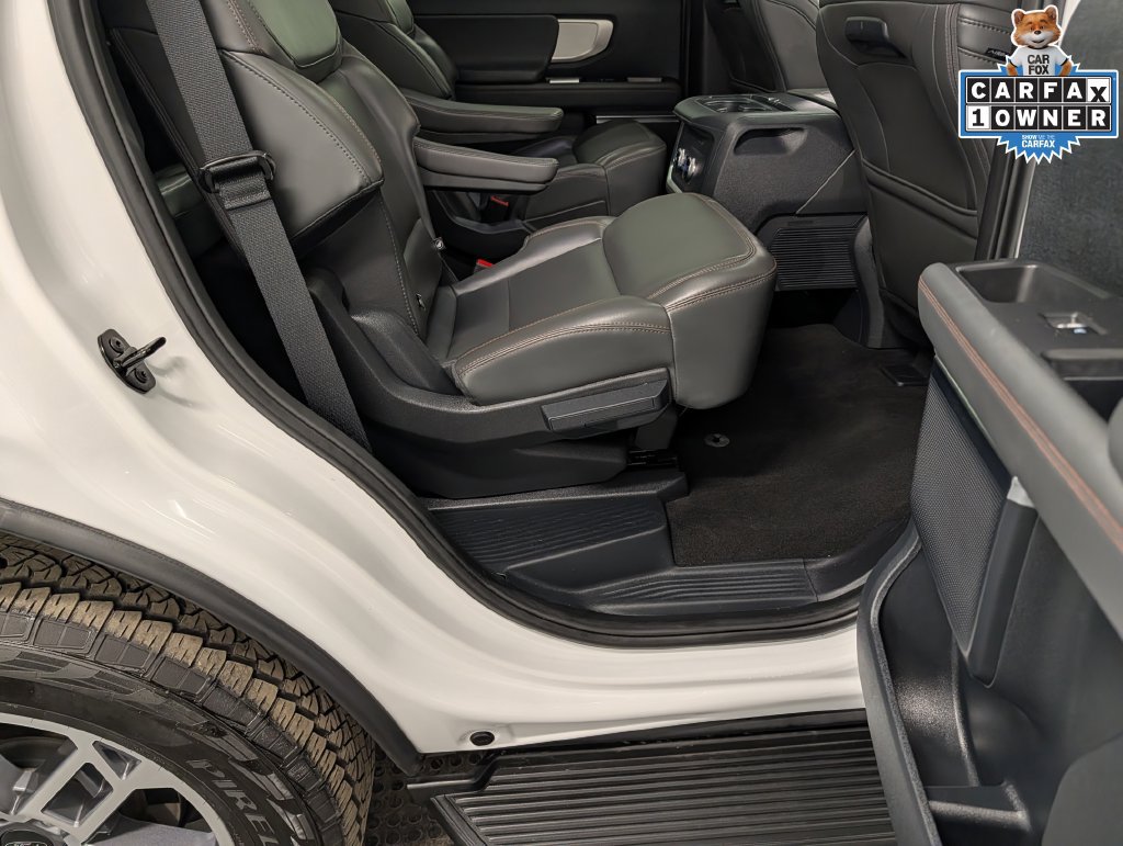 Used 2025 Ford Expedition Active AWD/4WD image 26