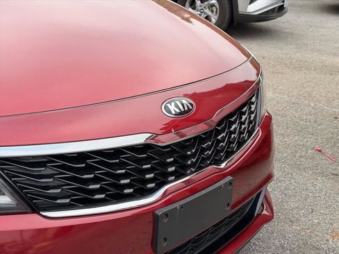 Used 2020 Kia Optima SE FWD image 7