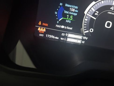 Used 2025 Toyota Tundra Limited image 36