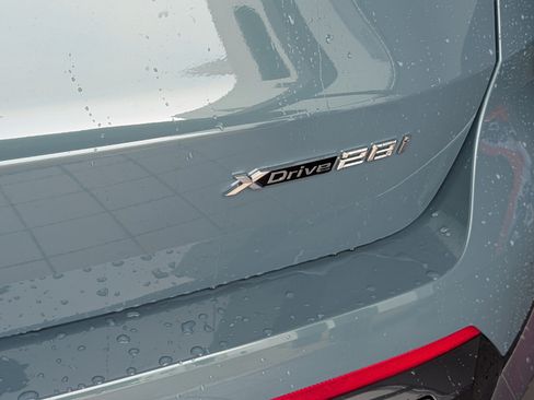 New 2027 BMW X1 xDrive28i AWD/4WD image 5