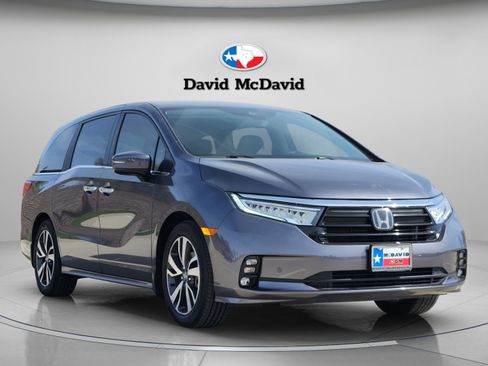 Certified 2024 Honda Odyssey Touring image 7