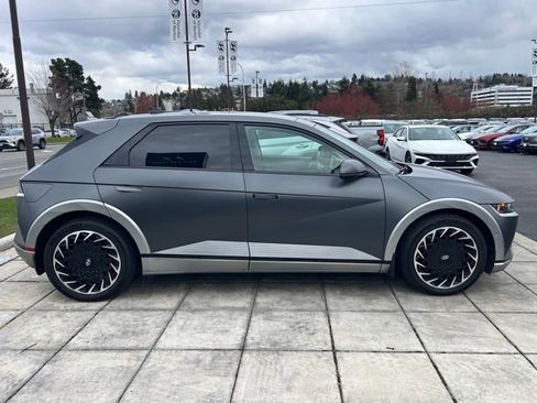 Used 2023 Hyundai Ioniq 5 Limited image 6