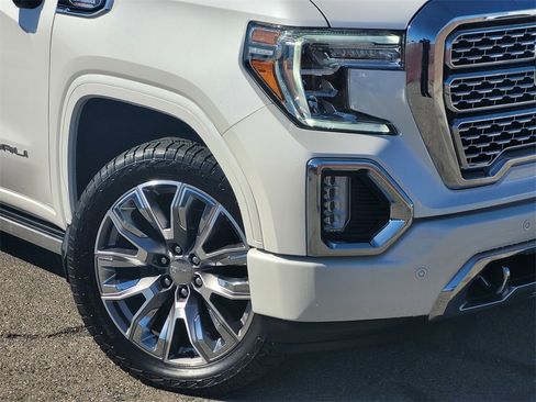 Used 2022 GMC Sierra 1500 Denali image 9