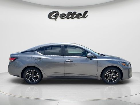 Used 2024 Nissan Sentra SV FWD image 4