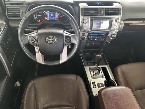 Used 2017 Toyota 4Runner Limited image 15