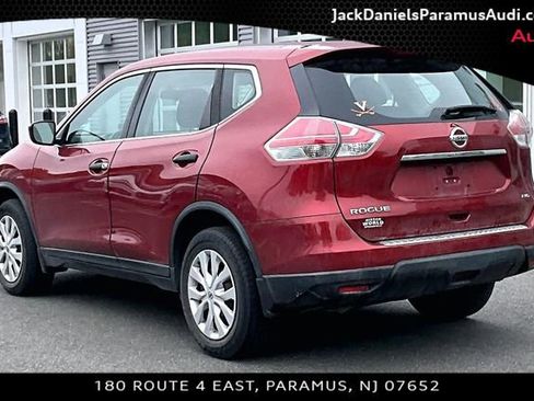 Used 2016 Nissan Rogue S AWD/4WD image 10