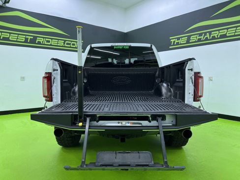 Used 2017 Ford F150 Raptor w/ Equipment Group 801A Mid AWD/4WD image 9