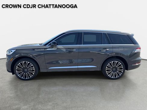 Used 2023 Lincoln Aviator Black Label w/ Dynamic Handling Package AWD/4WD image 8