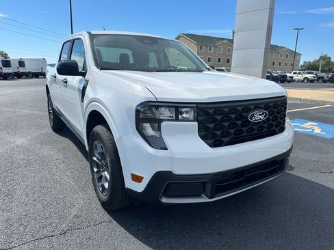 New 2025 Ford Maverick XLT w/ XLT Luxury Package image 2