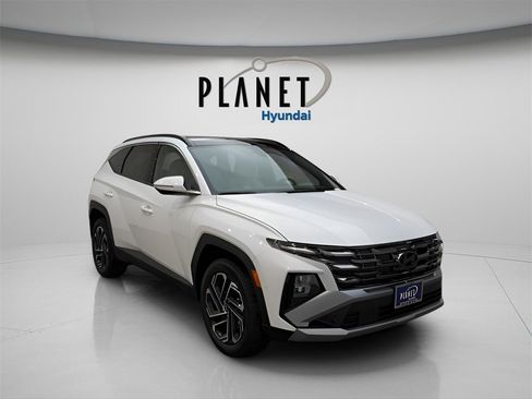 New 2025 Hyundai Tucson Limited image 1