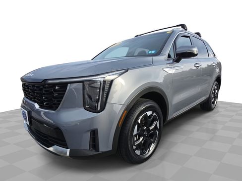 Used 2024 Kia Sorento S image 37