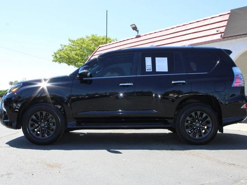 Used 2020 Lexus GX 460 Premium w/ Premium Package AWD/4WD image 44