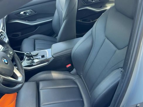 Used 2020 BMW 330i Sedan w/ Driving Assistance Package RWD image 11