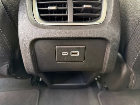 Used 2025 Chevrolet Blazer LT image 24