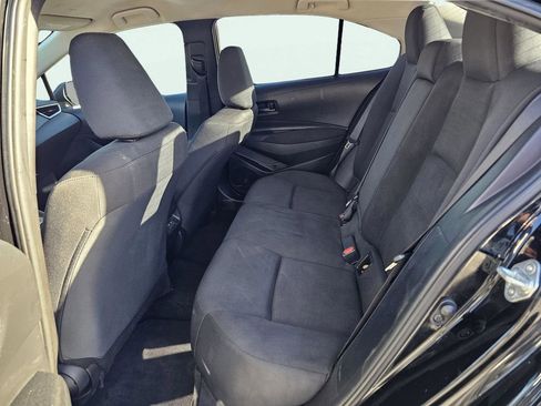 Used 2023 Toyota Corolla LE image 29