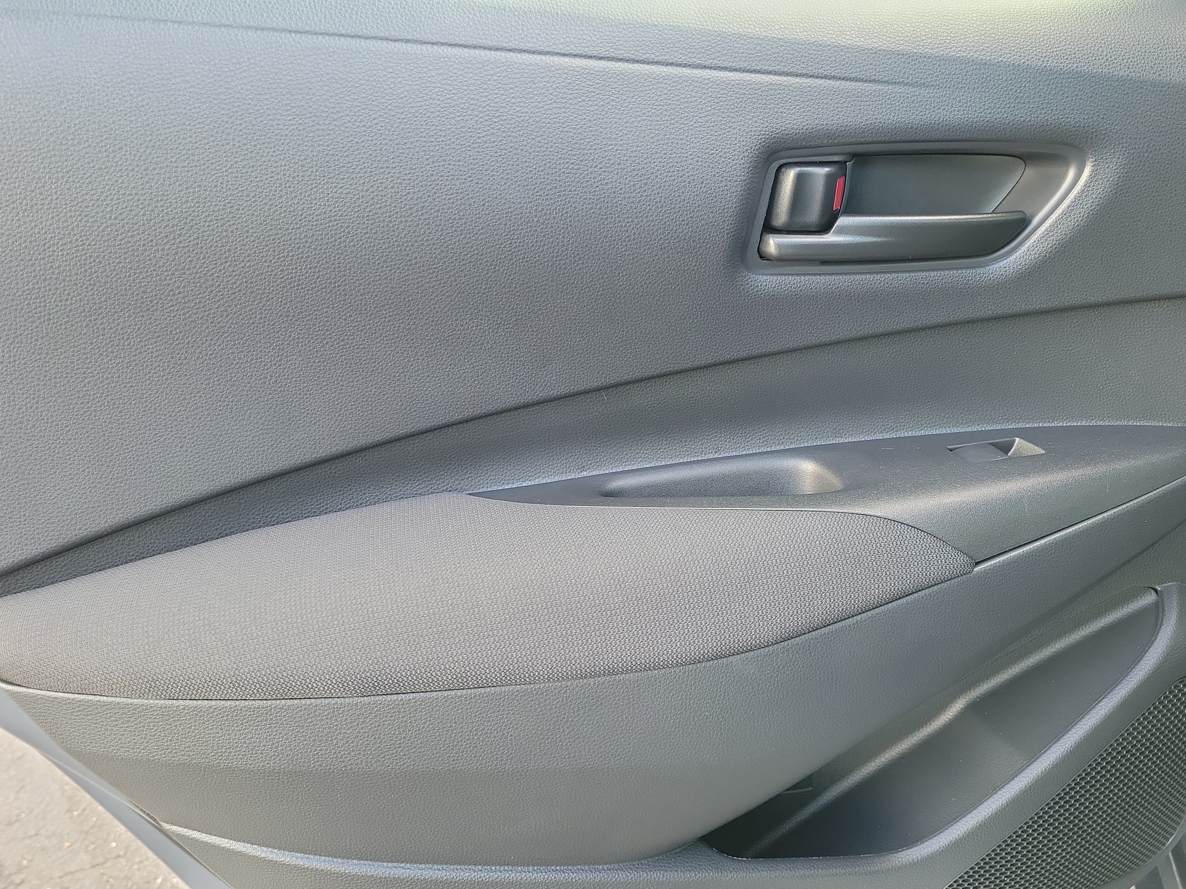 Certified 2025 Toyota Corolla LE FWD image 13