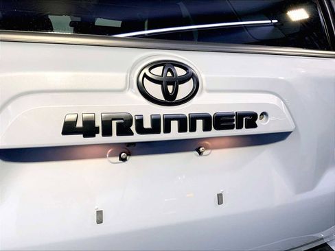 Used 2021 Toyota 4Runner Trail Special Edition AWD/4WD image 35