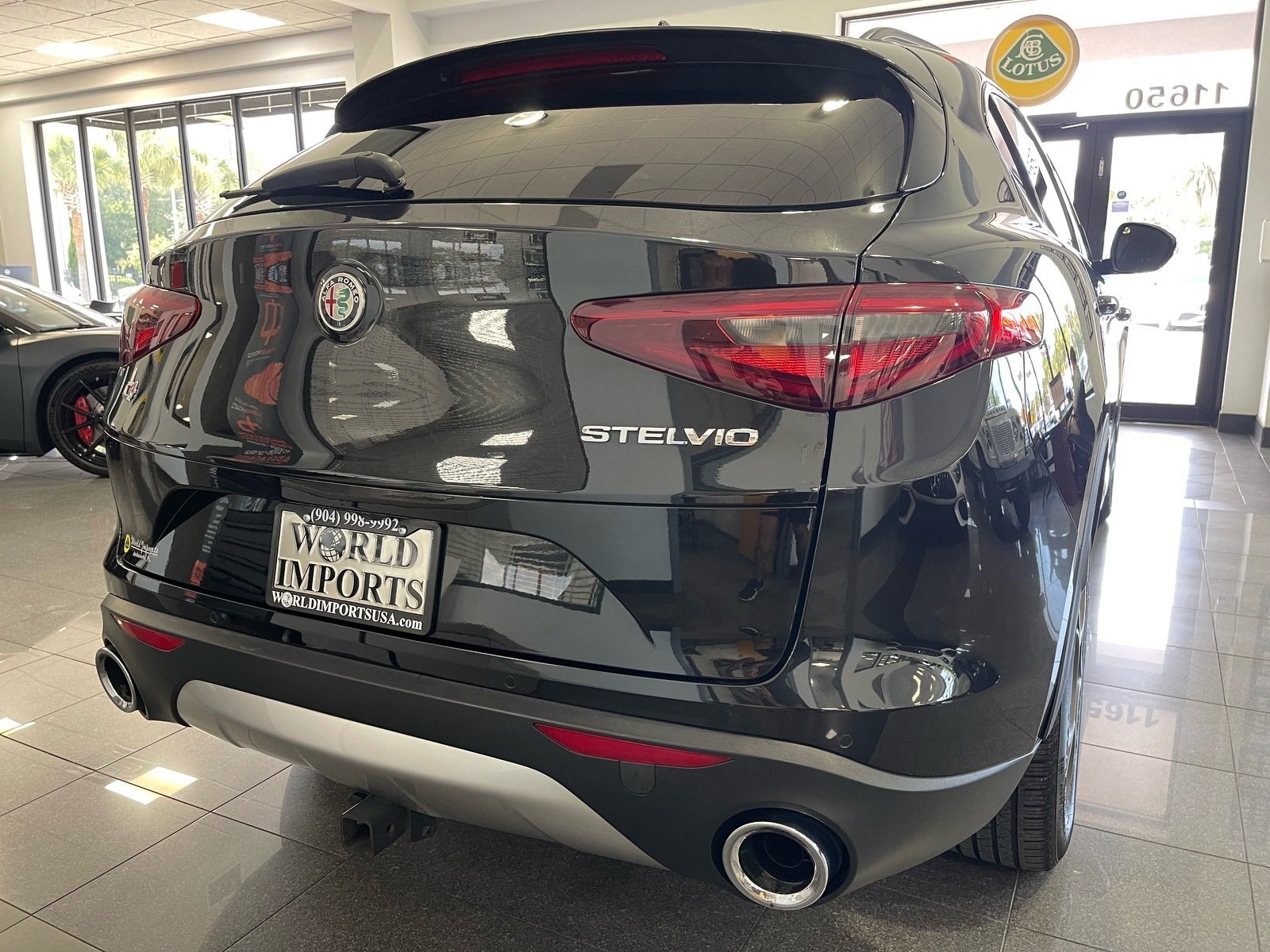 Used 2018 Alfa Romeo Stelvio Sport w/ Quick Order Package 22J Sport AWD/4WD image 18