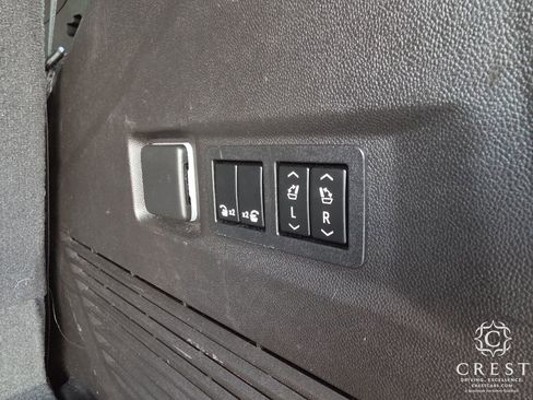 Used 2021 GMC Yukon AT4 w/ AT4 Premium Plus Package image 32