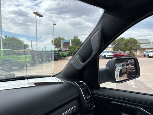 Certified 2025 RAM 1500 Laramie AWD/4WD image 34