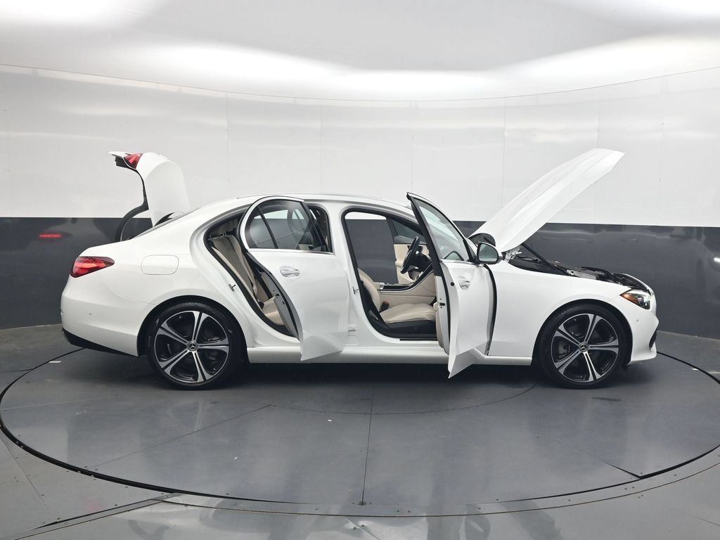 Used 2025 Mercedes-Benz C 300 Sedan image 49
