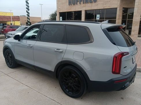 Certified 2021 Kia Telluride SX w/ SX Prestige Package image 5