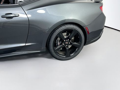 Used 2017 Chevrolet Camaro SS w/ LPO, Ground Effects Package RWD image 30