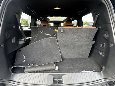 Used 2024 Lexus GX 550 w/ Accessory Package (Z1) AWD/4WD image 43