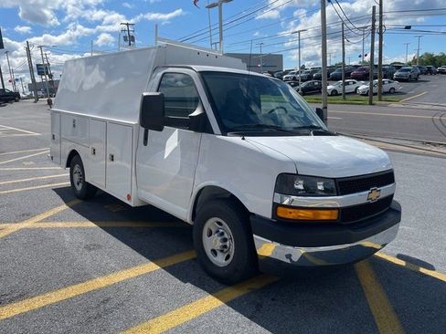 New 2024 Chevrolet Express 3500 w/ Power Convenience Package image 7