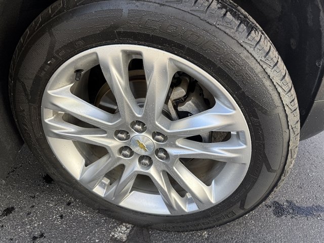 Used 2019 Chevrolet Blazer LT w/ Sun and Wheels Package AWD/4WD image 5