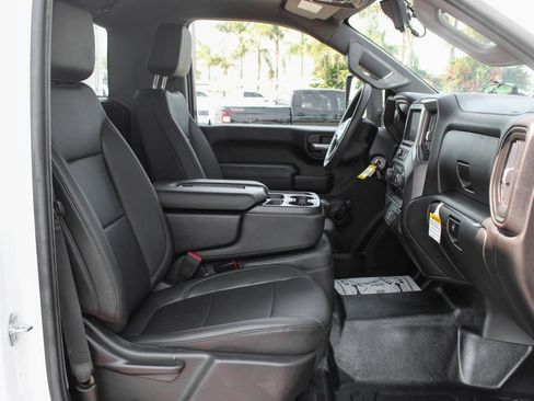 Used 2022 Chevrolet Silverado 3500 W/T image 34