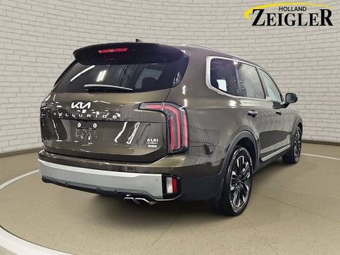 Used 2023 Kia Telluride SX AWD/4WD image 5