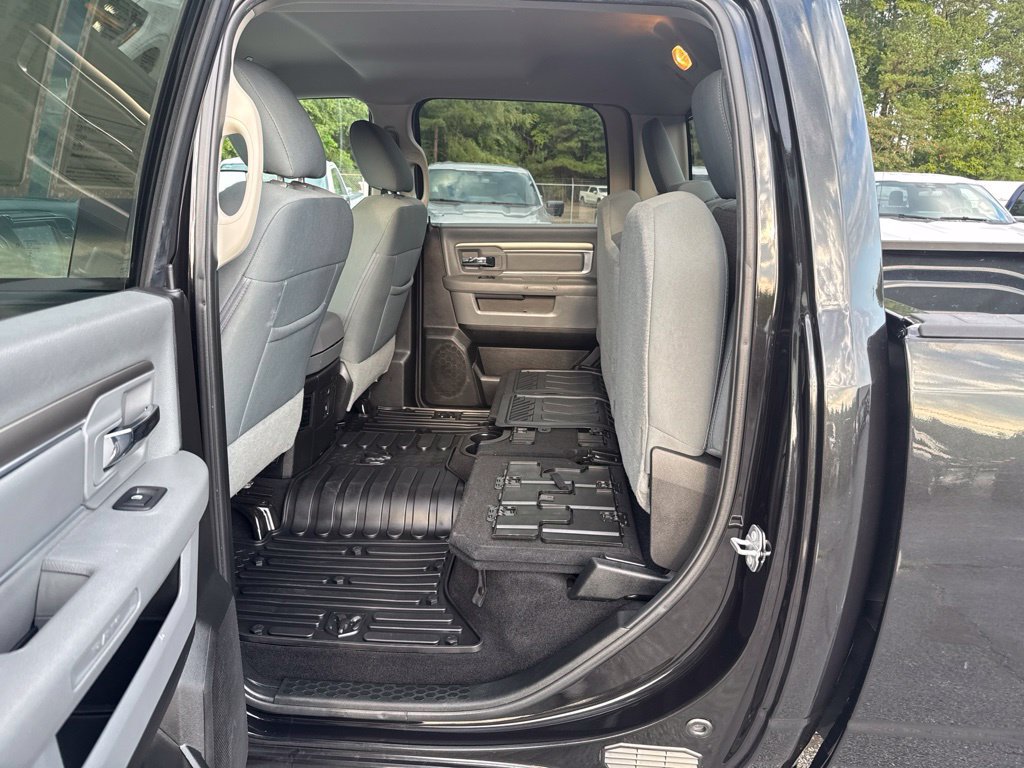 Used 2018 RAM 3500 Big Horn AWD/4WD image 30