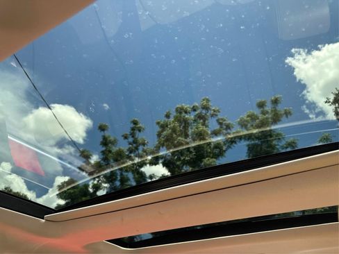 Used 2016 Jaguar XJ Supercharged RWD image 15