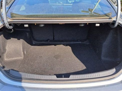 Used 2024 Chevrolet Malibu LT image 29