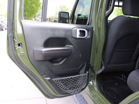 Used 2020 Jeep Wrangler Unlimited Sport S AWD/4WD image 24