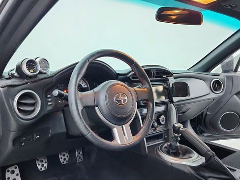 Used 2014 Scion FR-S image 17