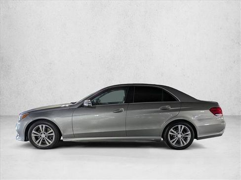 Used 2014 Mercedes-Benz E 250 BlueTEC Sedan image 9